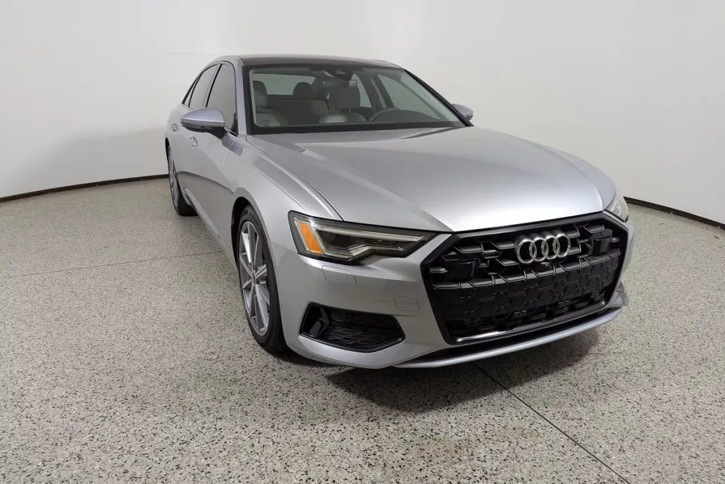 2025 Audi A6 Premium photo 1