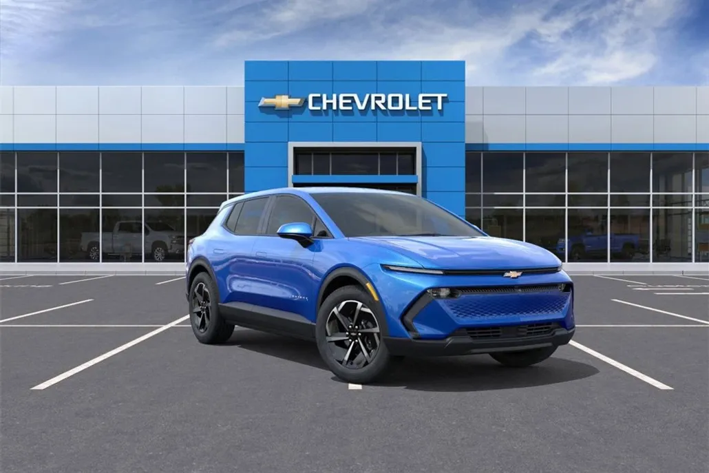 2026 Chevrolet Equinox EV 1LT photo 1