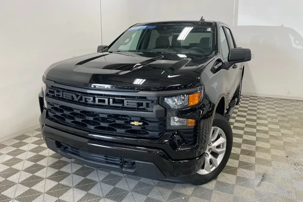 2022 Chevrolet Silverado 1500 Custom photo 1
