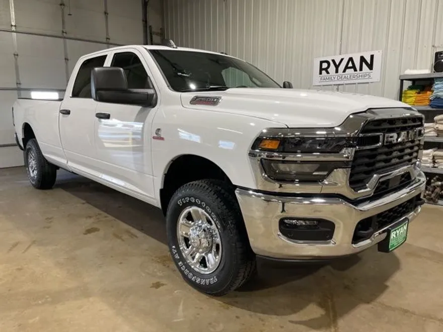 2025 Ram 2500 Tradesman photo 1