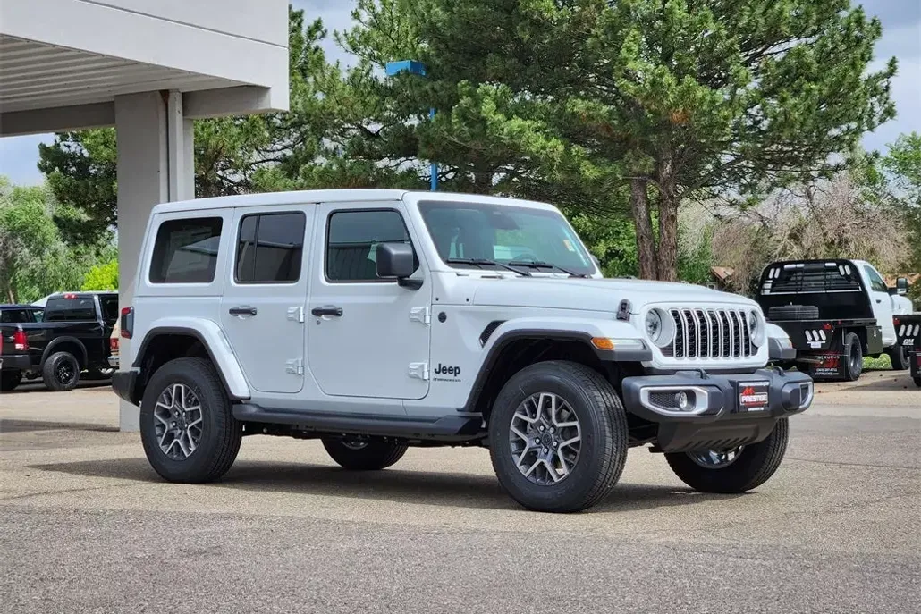 2025 Jeep Wrangler Sahara photo 1