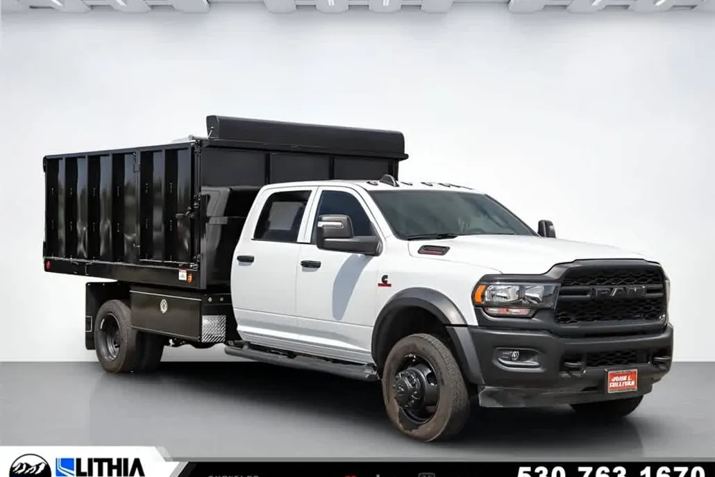 2023 Ram 5500 Tradesman photo 1