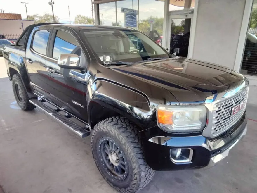 2017 Gmc Canyon Denali photo 1