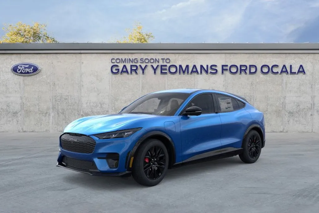 2025 Ford Mustang Mach-E Premium photo 1