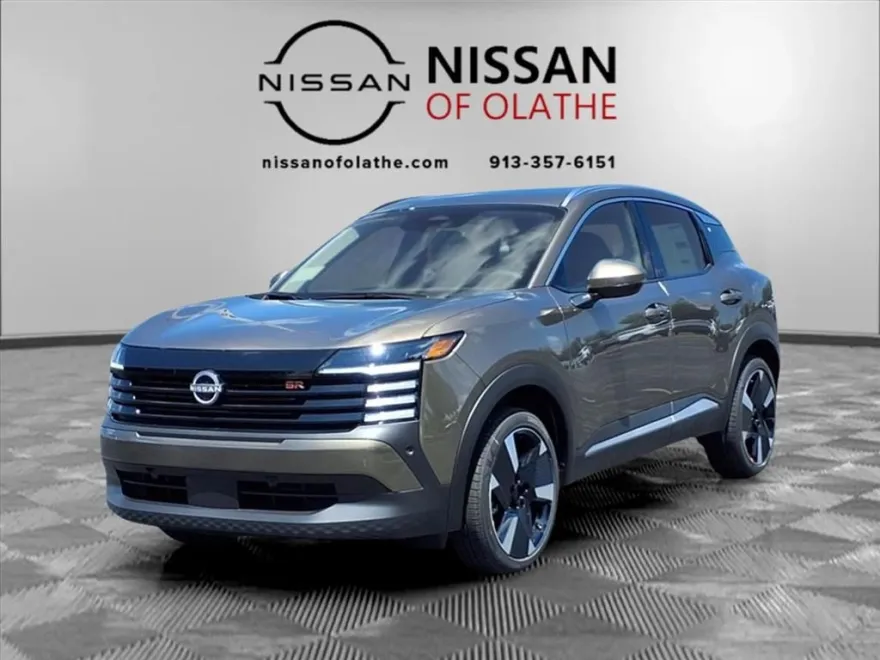 2025 Nissan Kicks SR photo 1