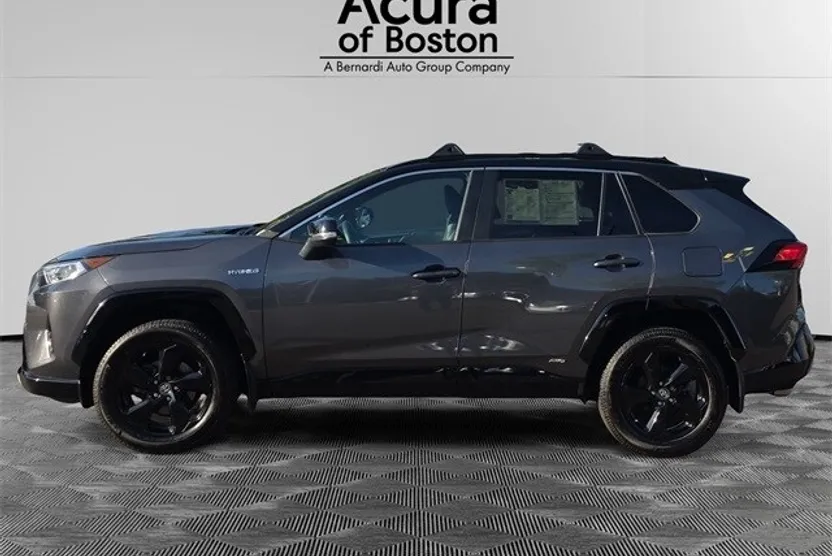 2019 Toyota RAV4 Hybrid XSE photo 1