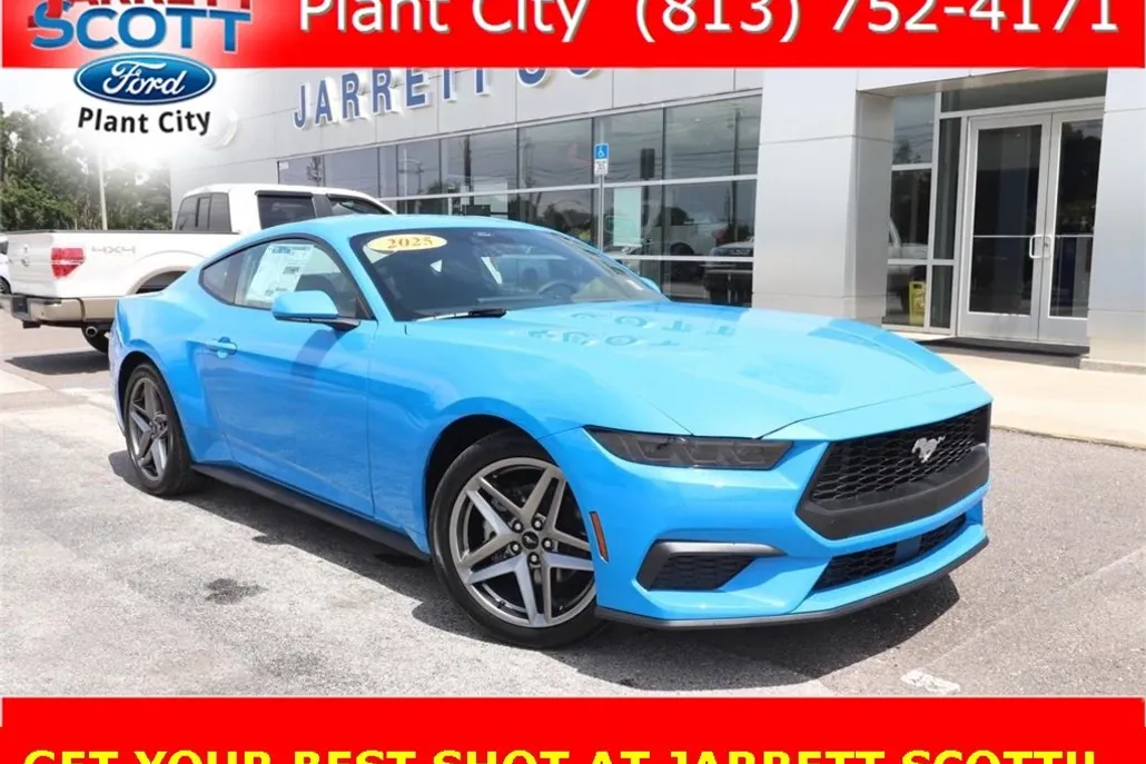 2025 Ford Mustang EcoBoost photo 1