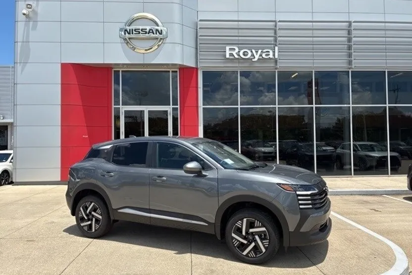 2025 Nissan Kicks SV photo 1