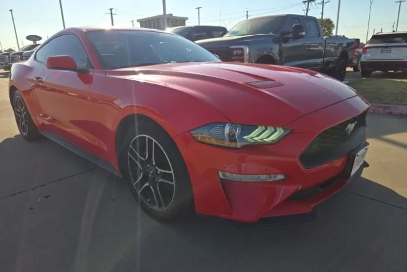 2020 Ford Mustang EcoBoost Premium photo 1