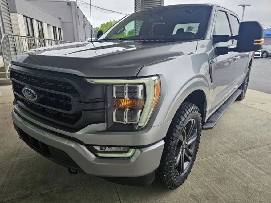 2022 Ford F-150 XLT photo 1
