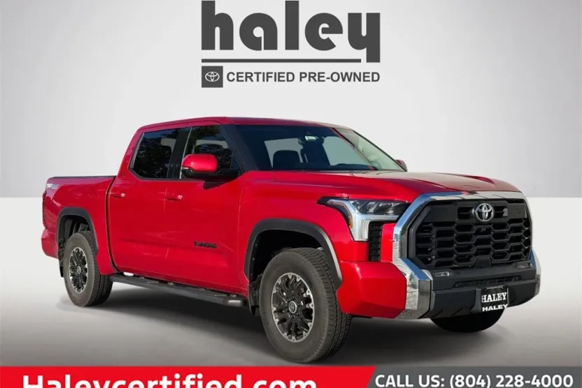 2022 Toyota Tundra SR5 CrewMax photo 1