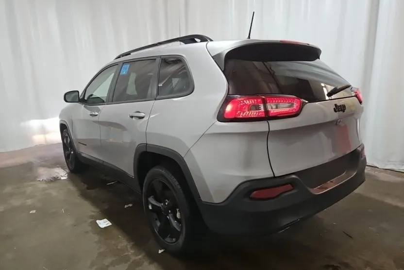 2018 Jeep Cherokee Latitude photo 1