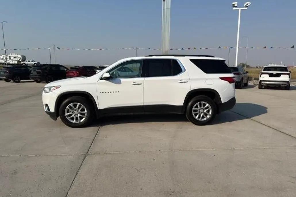 2020 Chevrolet Traverse 1LT photo 1