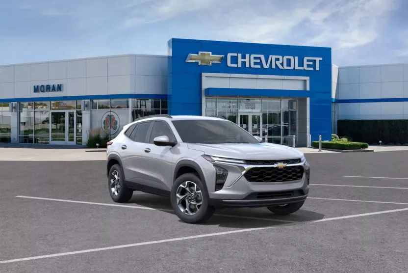 2026 Chevrolet Trax LT photo 1
