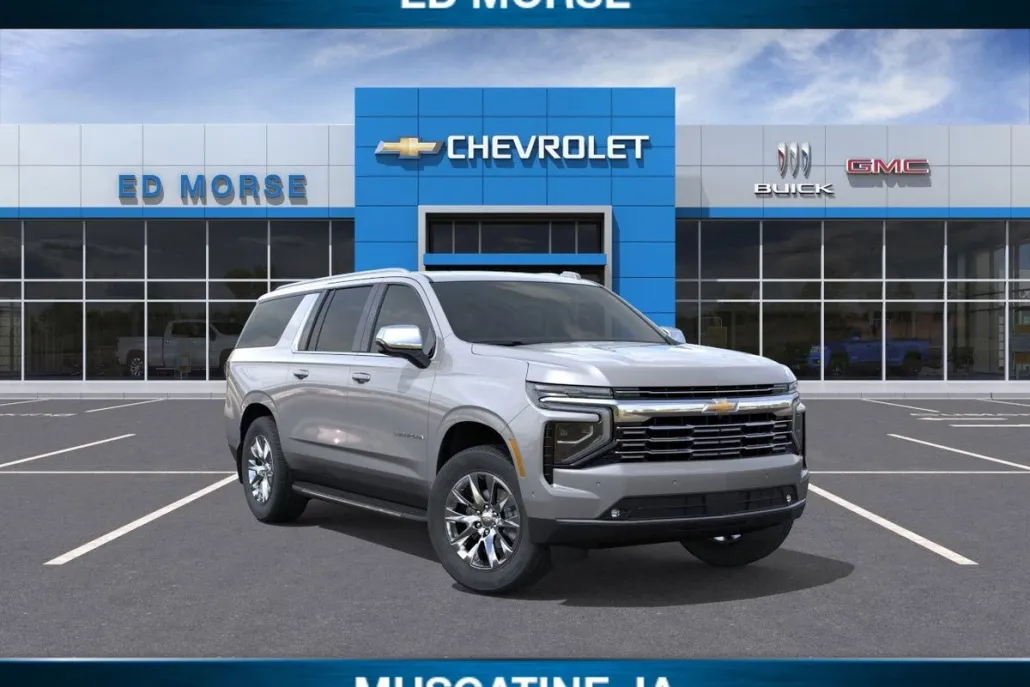 2025 Chevrolet Suburban Premier photo 1