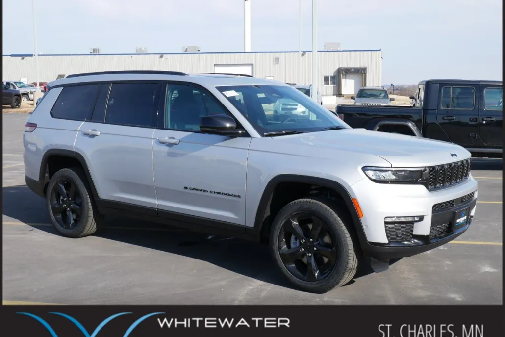 2025 Jeep Grand Cherokee Limited photo 1