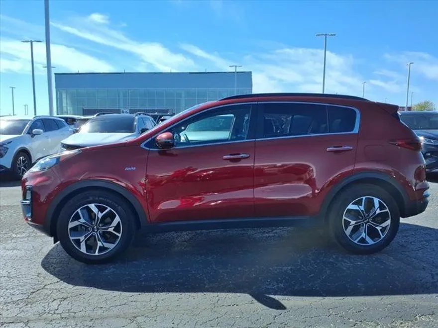 2021 Kia Sportage EX photo 1