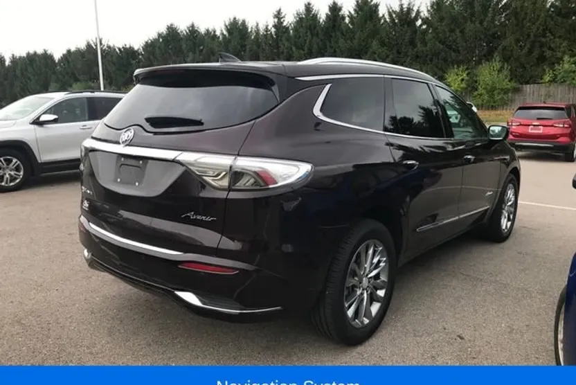 2022 Buick Enclave Avenir photo 1