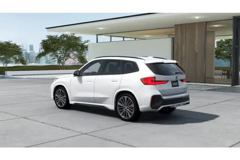 2025 Bmw X1 XDrive28i photo 1