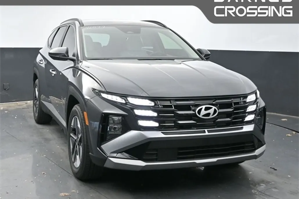 2025 Hyundai Tucson SEL photo 1