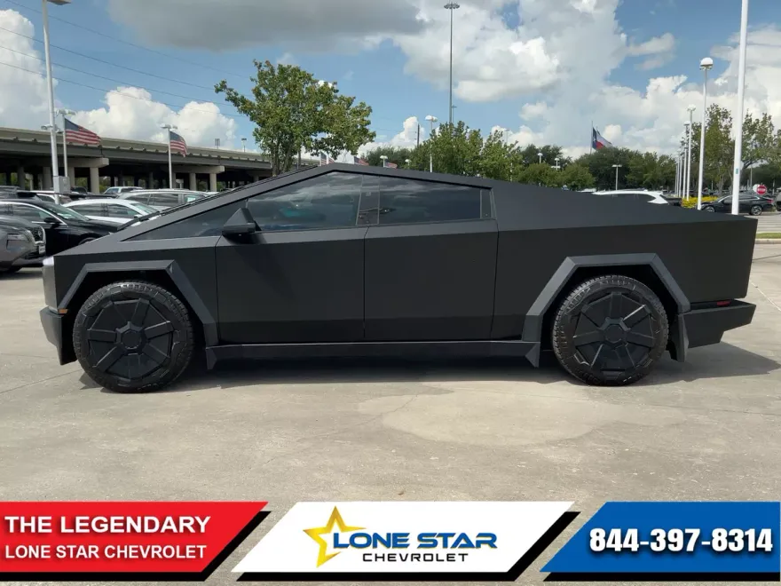 2024 Tesla Cybertruck Cyberbeast photo 1