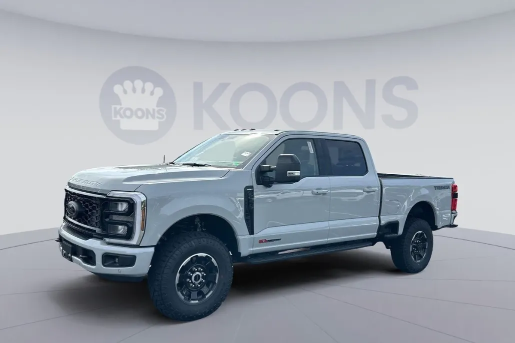2025 Ford F-250 photo 1