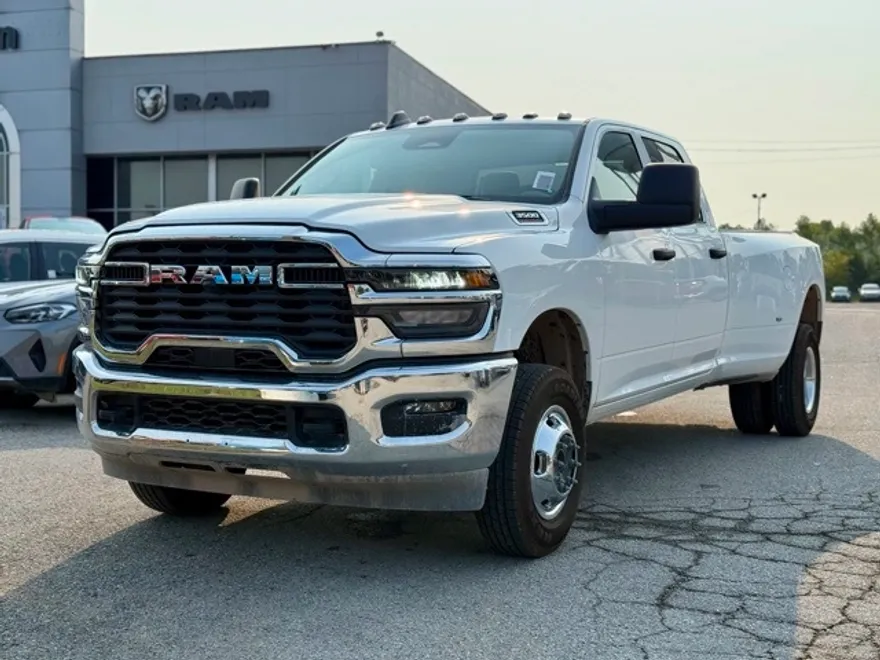 2026 Ram 3500 Tradesman photo 1