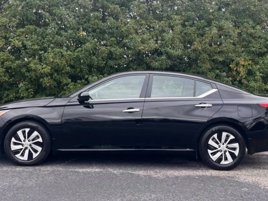 2024 Nissan Altima 2.5 S photo 1
