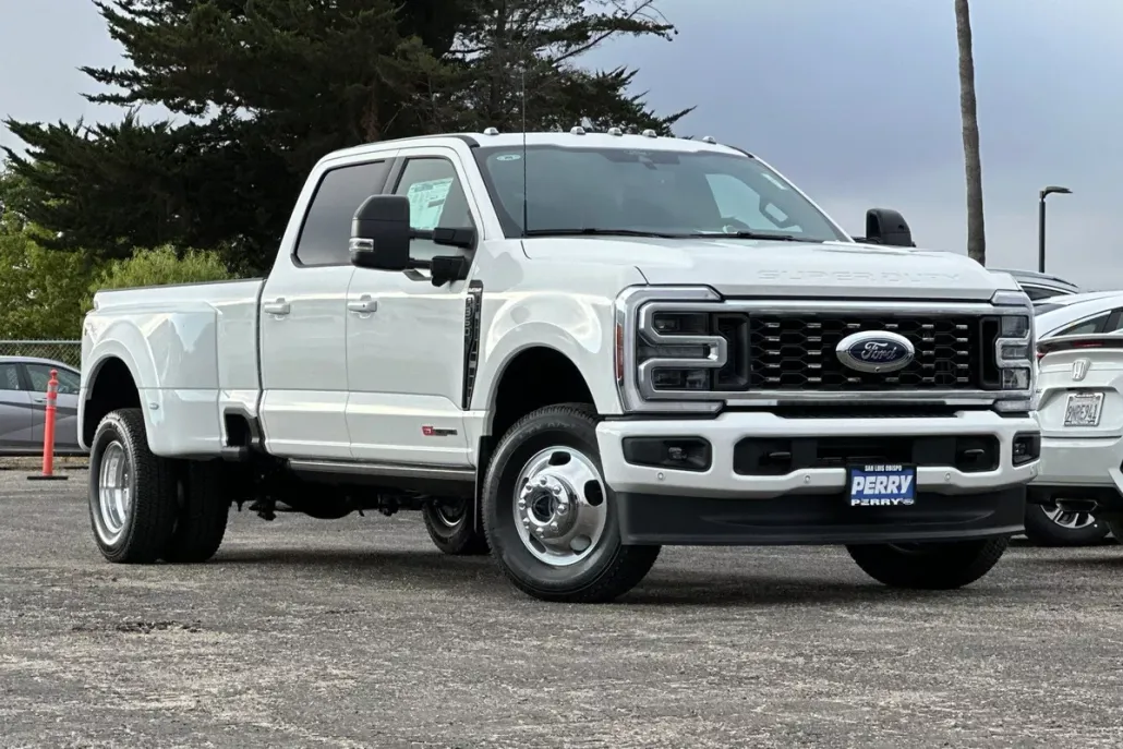 2026 Ford F-350 photo 1