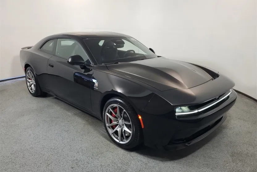 2025 Dodge Charger R/T Scat Pack AWD photo 1