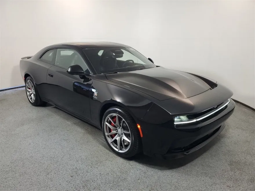 2025 Dodge Charger R/T Scat Pack AWD photo 1
