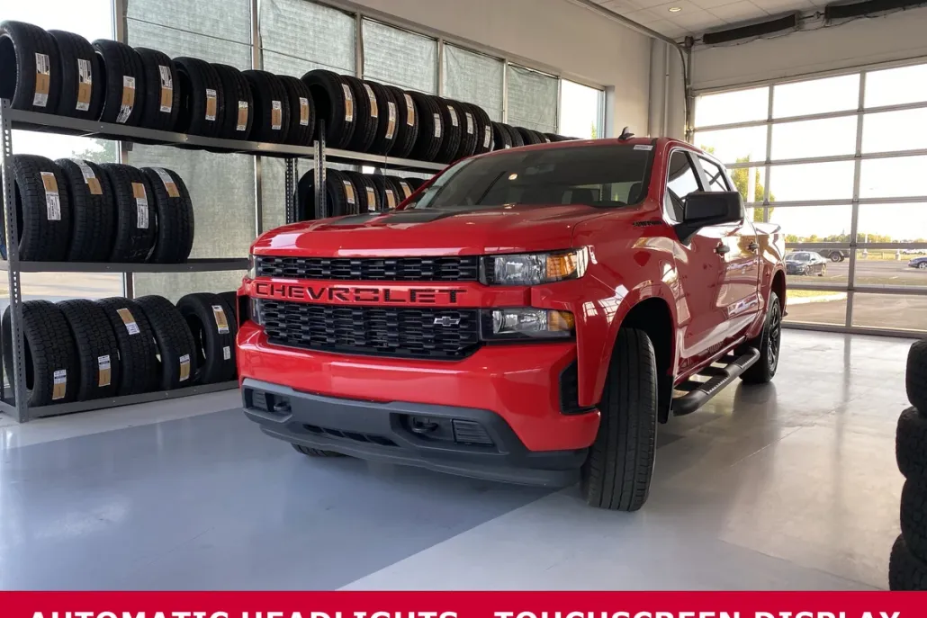 2020 Chevrolet Silverado 1500 Custom photo 1