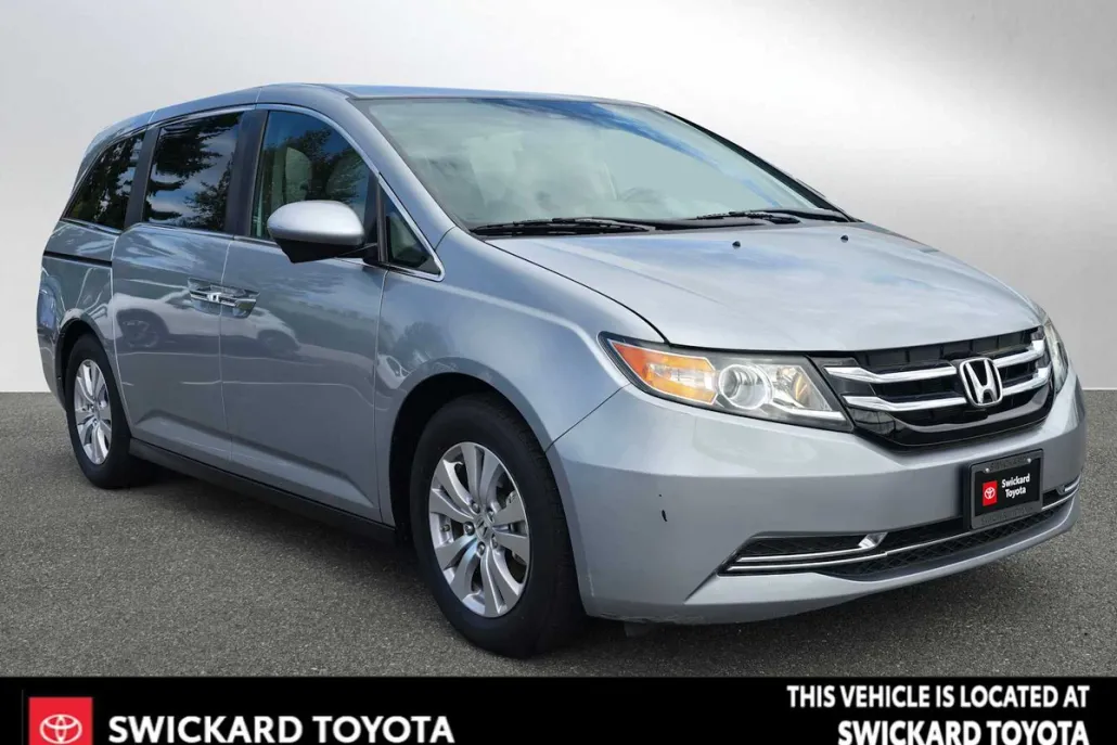 2016 Honda Odyssey EX-L photo 1