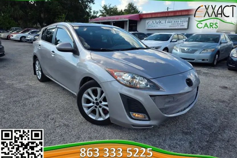 2011 Mazda Mazda3 Sport Hatchback photo 1
