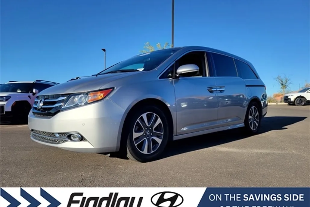 2016 Honda Odyssey Touring Elite photo 1