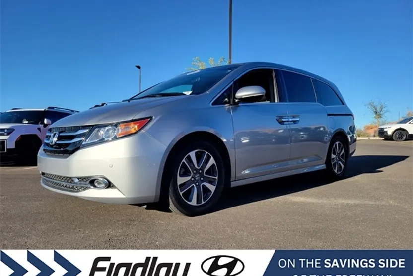 2016 Honda Odyssey Touring Elite photo 1
