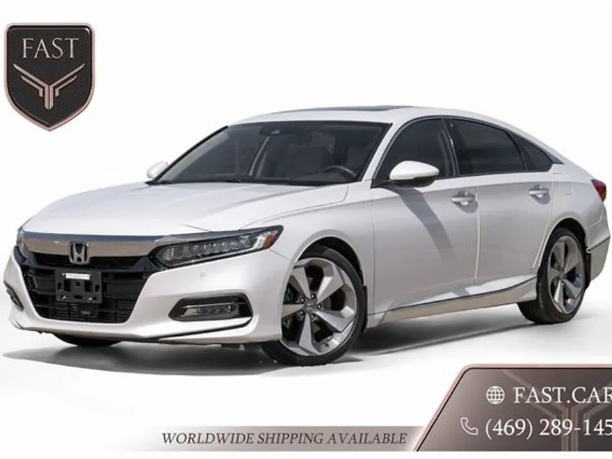 2018 Honda Accord Touring photo 1