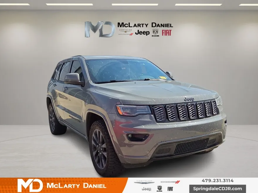 2020 Jeep Grand Cherokee Altitude photo 1