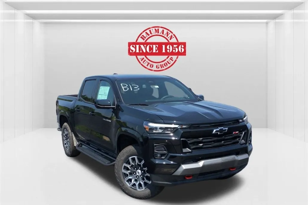2026 Chevrolet Colorado Z71 photo 1