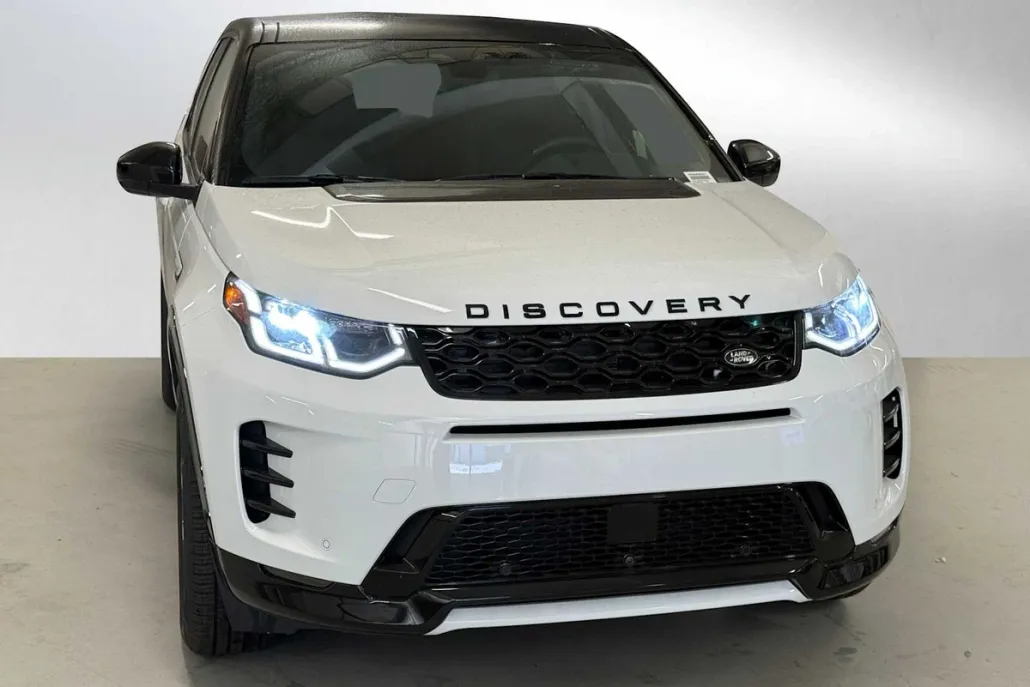 2025 Land Rover Discovery Sport Dynamic SE photo 1