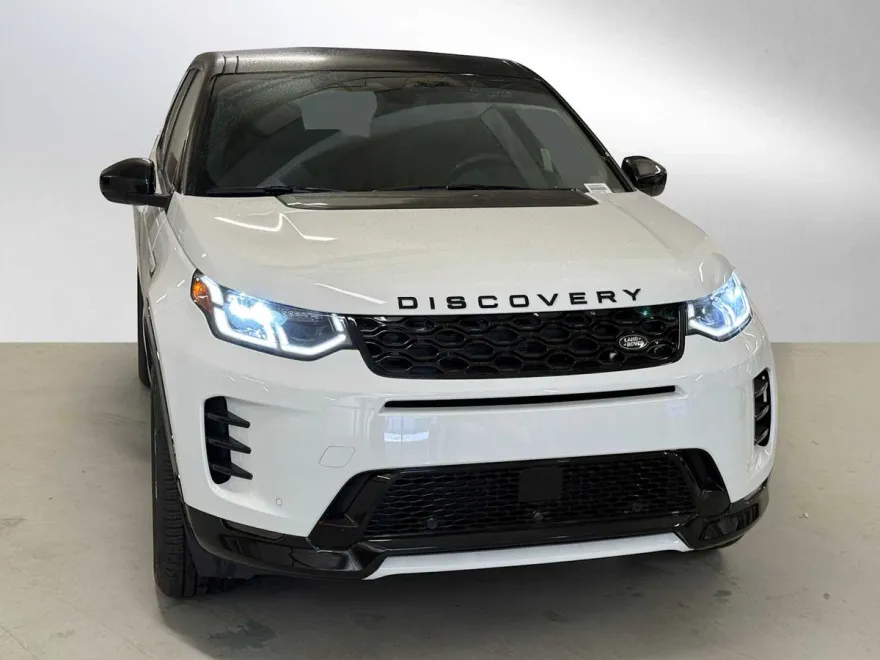 2025 Land Rover Discovery Sport Dynamic SE photo 1