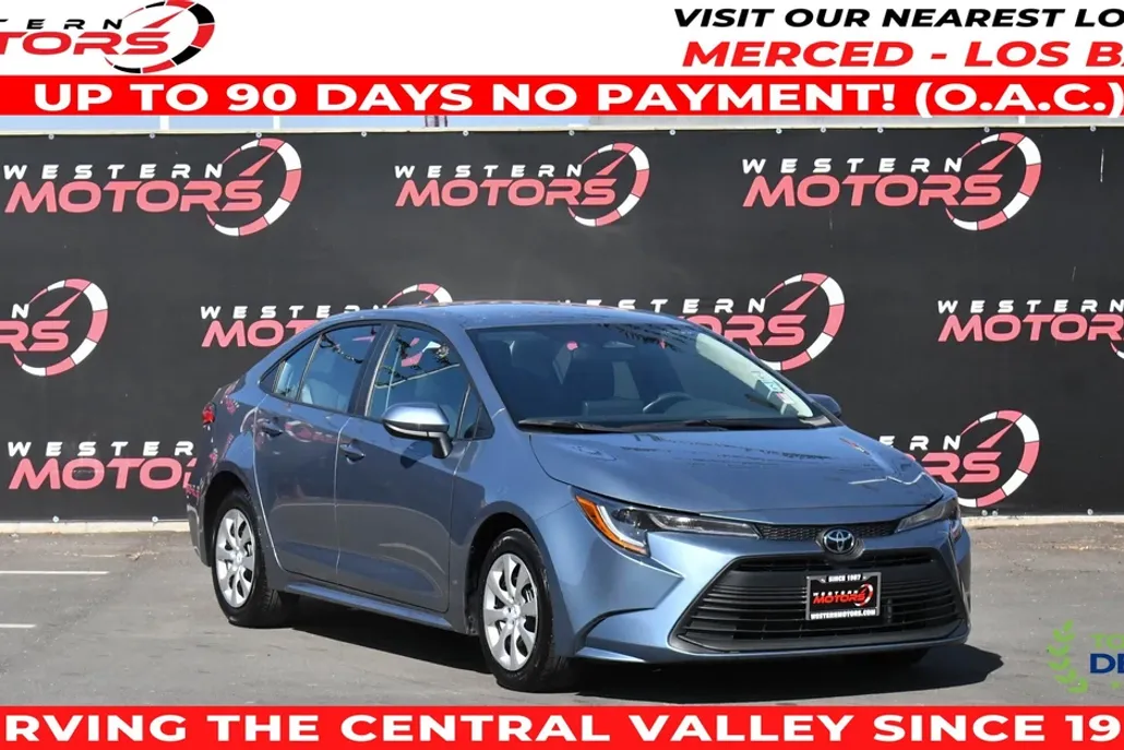 2024 Toyota Corolla LE photo 1