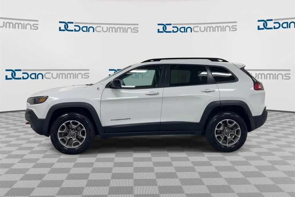 2022 Jeep Cherokee Trailhawk photo 1