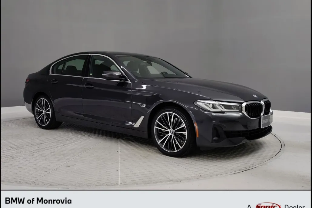 2022 Bmw 530e photo 1