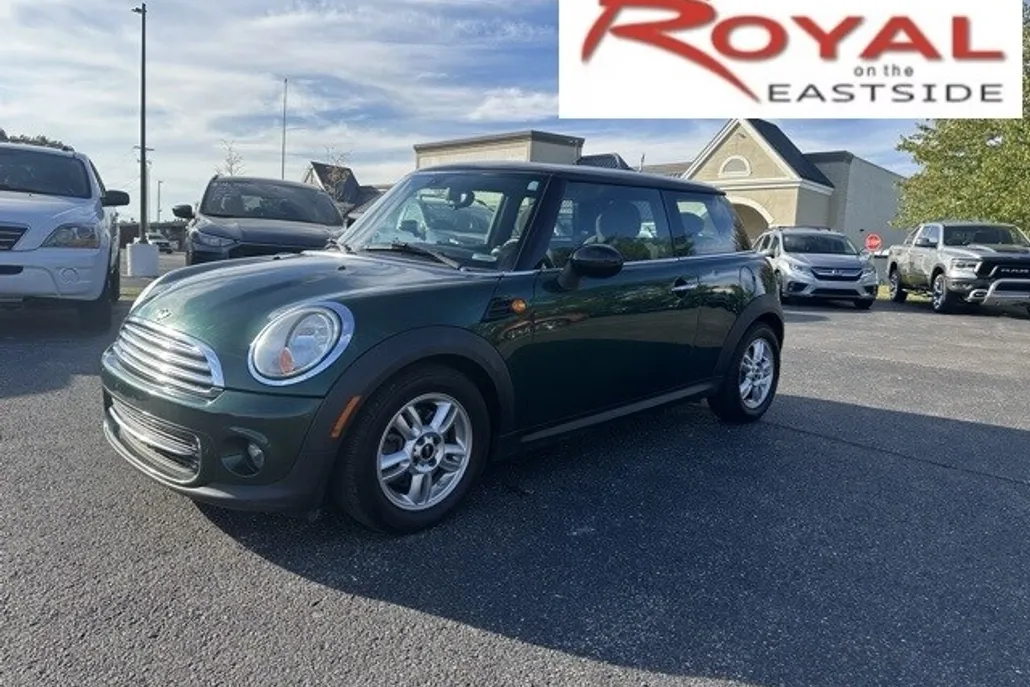 2013 Mini Cooper Base photo 1