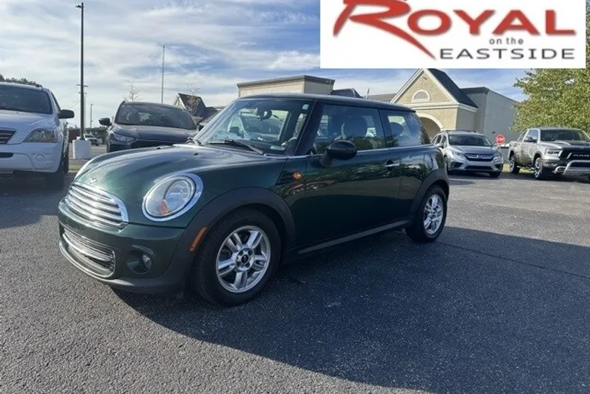 2013 Mini Cooper Base photo 1