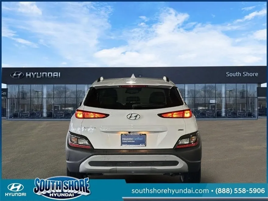 2023 Hyundai Kona SEL photo 1
