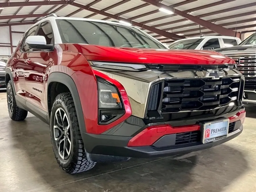 2025 Chevrolet Equinox ACTIV photo 1