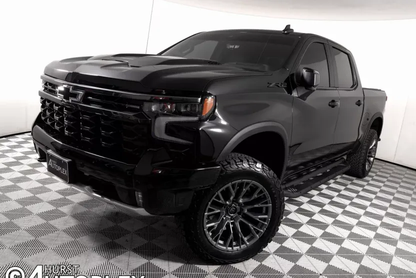 2025 Chevrolet Silverado 1500 ZR2 photo 1
