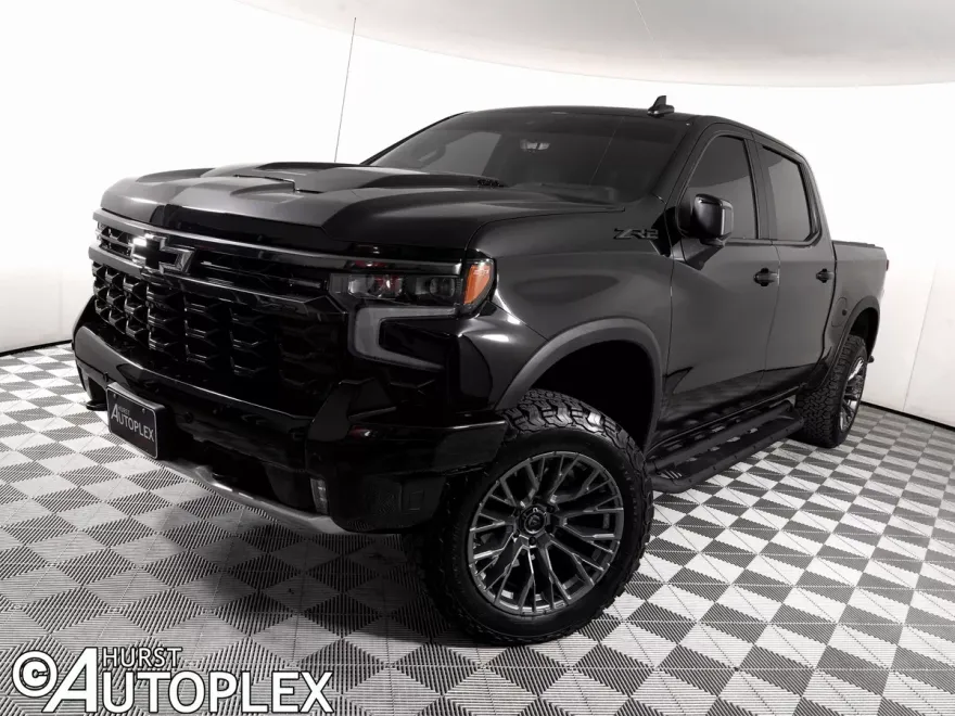 2025 Chevrolet Silverado 1500 ZR2 photo 1